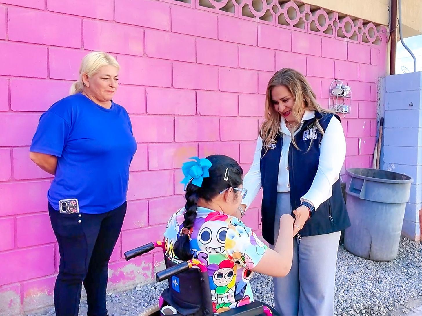 DIF Mexicali entrega aparatos funcionales a domicilio y fortalece apoyos a personas con discapacidad