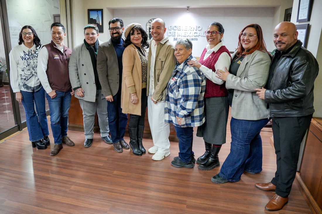10 AÑOS DE HISTORIA: NORMA BUSTAMANTE SE REÚNE CON EL PRIMER MATRIMONIO HOMOPARENTAL EN MEXICALI