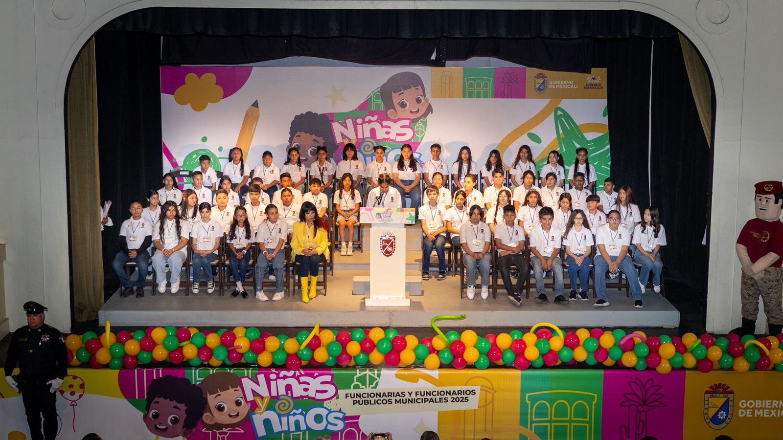 LIDERAN NIÑAS Y NIÑOS MEXICALENSES GOBIERNO DE NORMA BUSTAMENTE POR UN DÍA