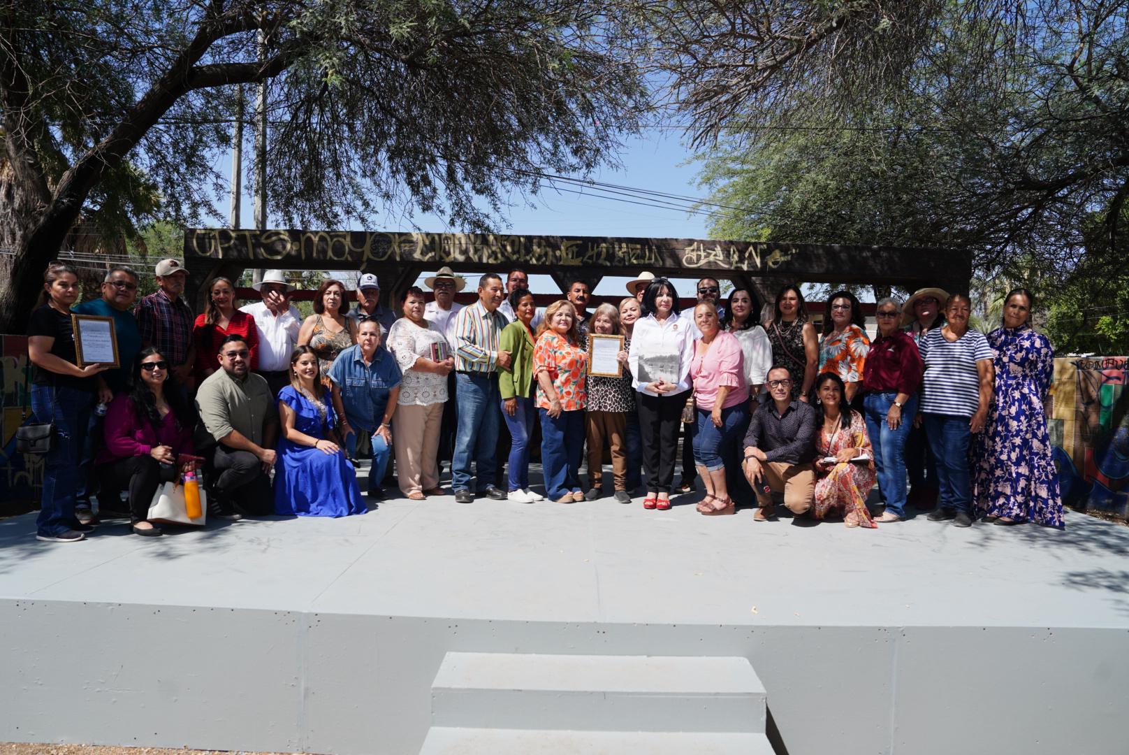 NORMA BUSTAMANTE CONMEMORA EL 124 ANIVERSARIO DEL POBLADO COMPUERTAS