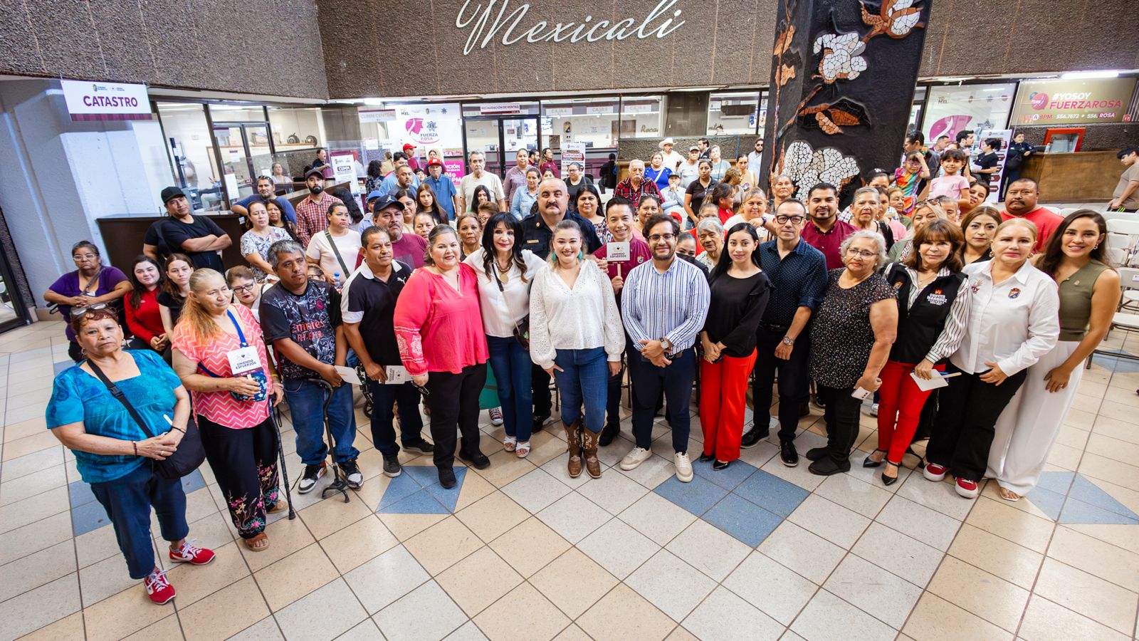 NORMA BUSTAMANTE REAFIRMA SU COMPROMISO CON LA CIUDADANÍA CON ENTREGA DE APOYOS SOCIALES