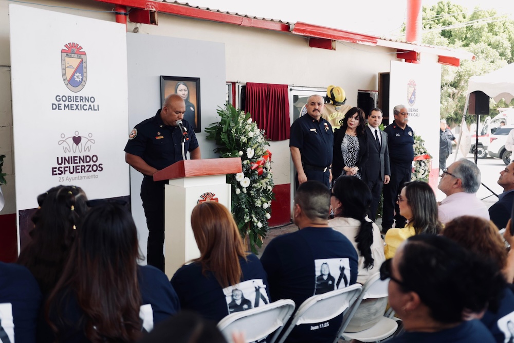 NORMA BUSTAMANTE NOMBRA ESTACIÓN DE BOMBEROS DEL EJ. HERMOSILLO “MELISSA GALVÁN”