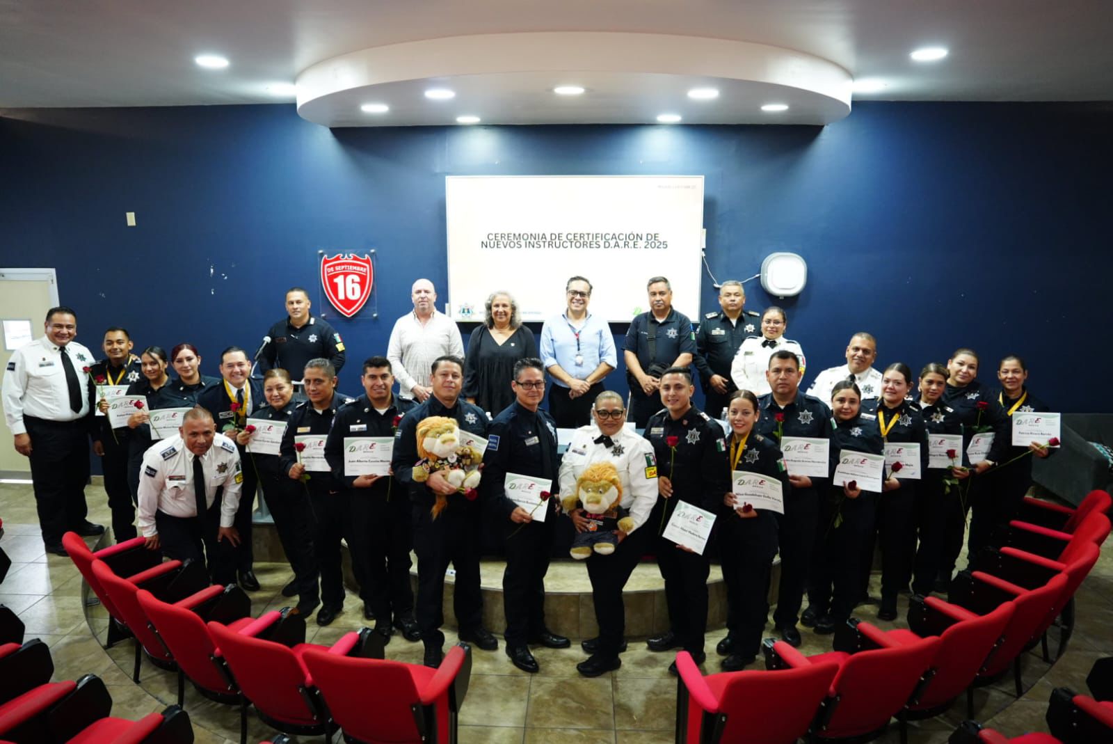 CULMINA CON ÉXITO EN MEXICALI EL SEMINARIO DE CERTIFICACIÓN INTERNACIONAL D.A.R.E