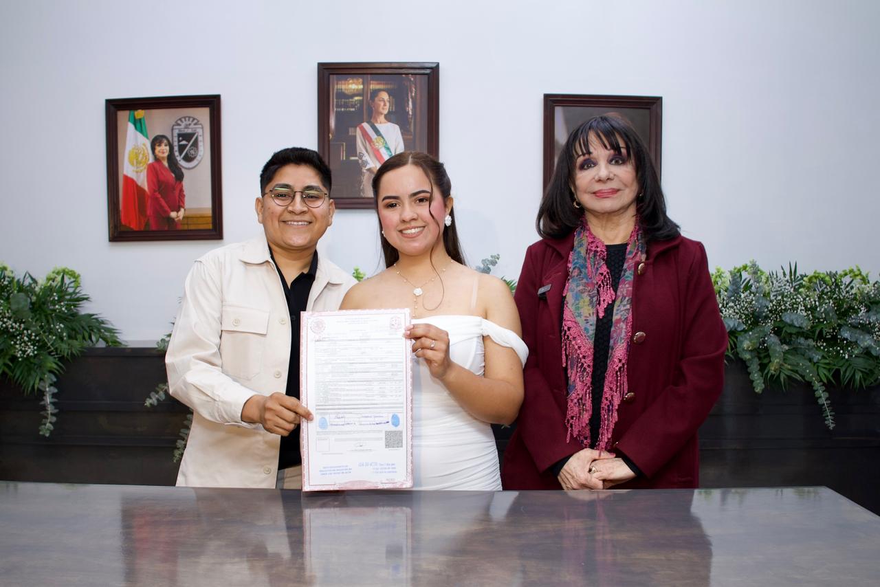CELEBRAN PRIMER MATRIMONIO EN LA NUEVA SEDE DEL REGISTRO CIVIL