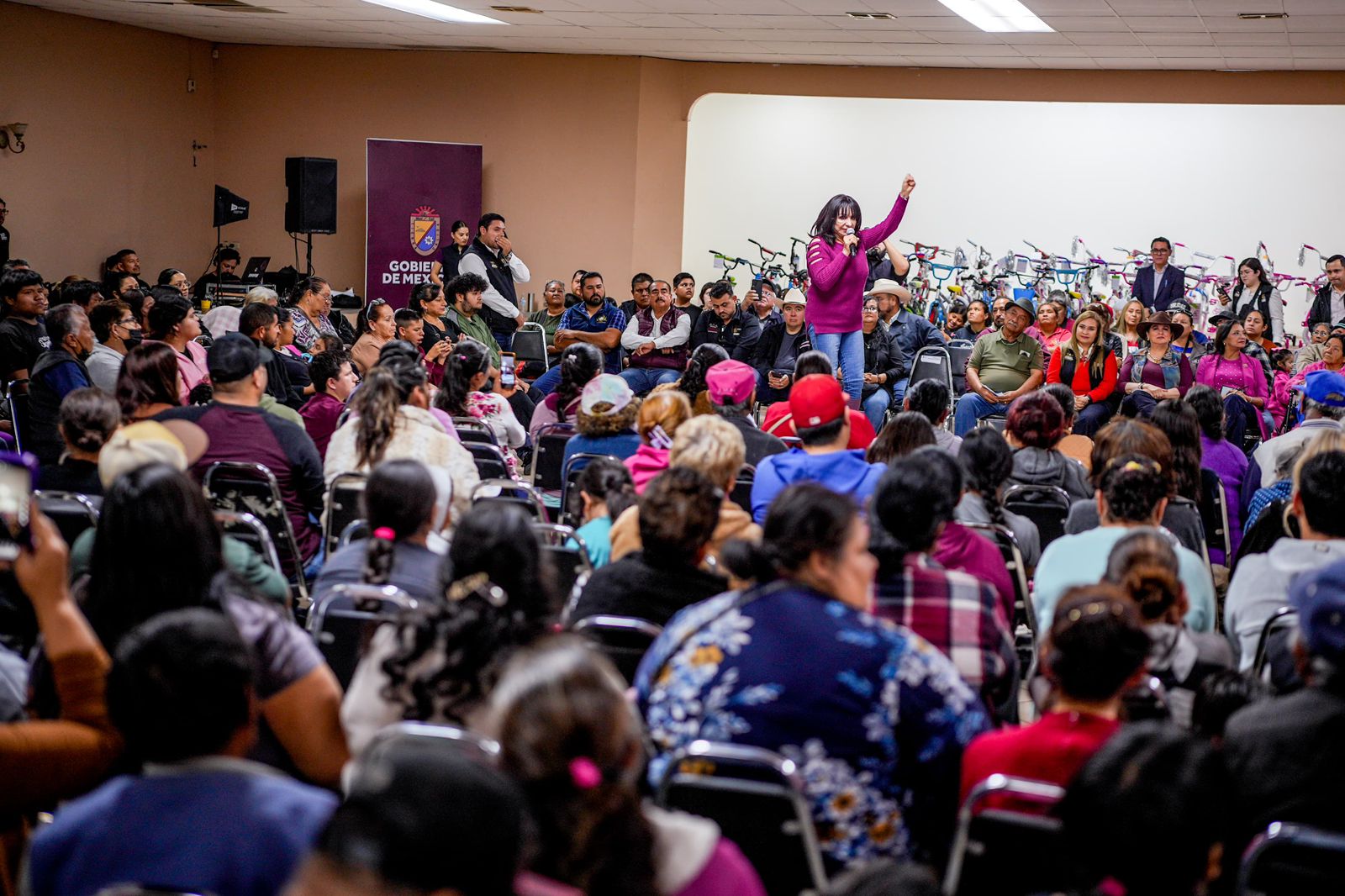 SEGUIMOS EN LAS CALLES PARA ASEGURAR EL BIENESTAR DE NUESTRA GENTE: NORMA BUSTAMANTE