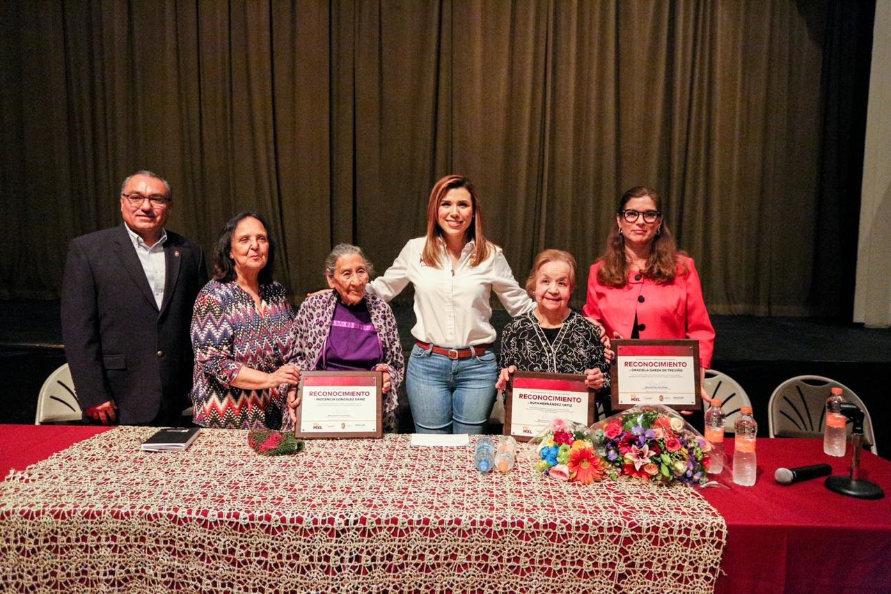 RECONOCEN A MUJERES QUE HAN ESCRITO PARTE DE LA HISTORIA MEXICALENSE