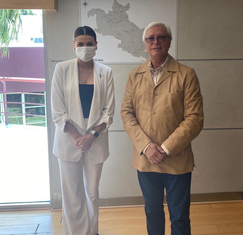 FELICITA MARINA DEL PILAR AL GOBERNADOR JAIME BONILLA POR SU PRIMER INFORME DE GOBIERNO