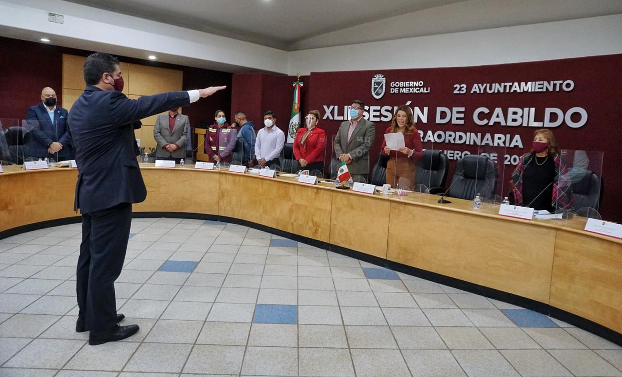 TOMA PROTESTA MANUEL ZAMORA COMO SECRETARIO DEL AYUNTAMIENTO DE MEXICALI