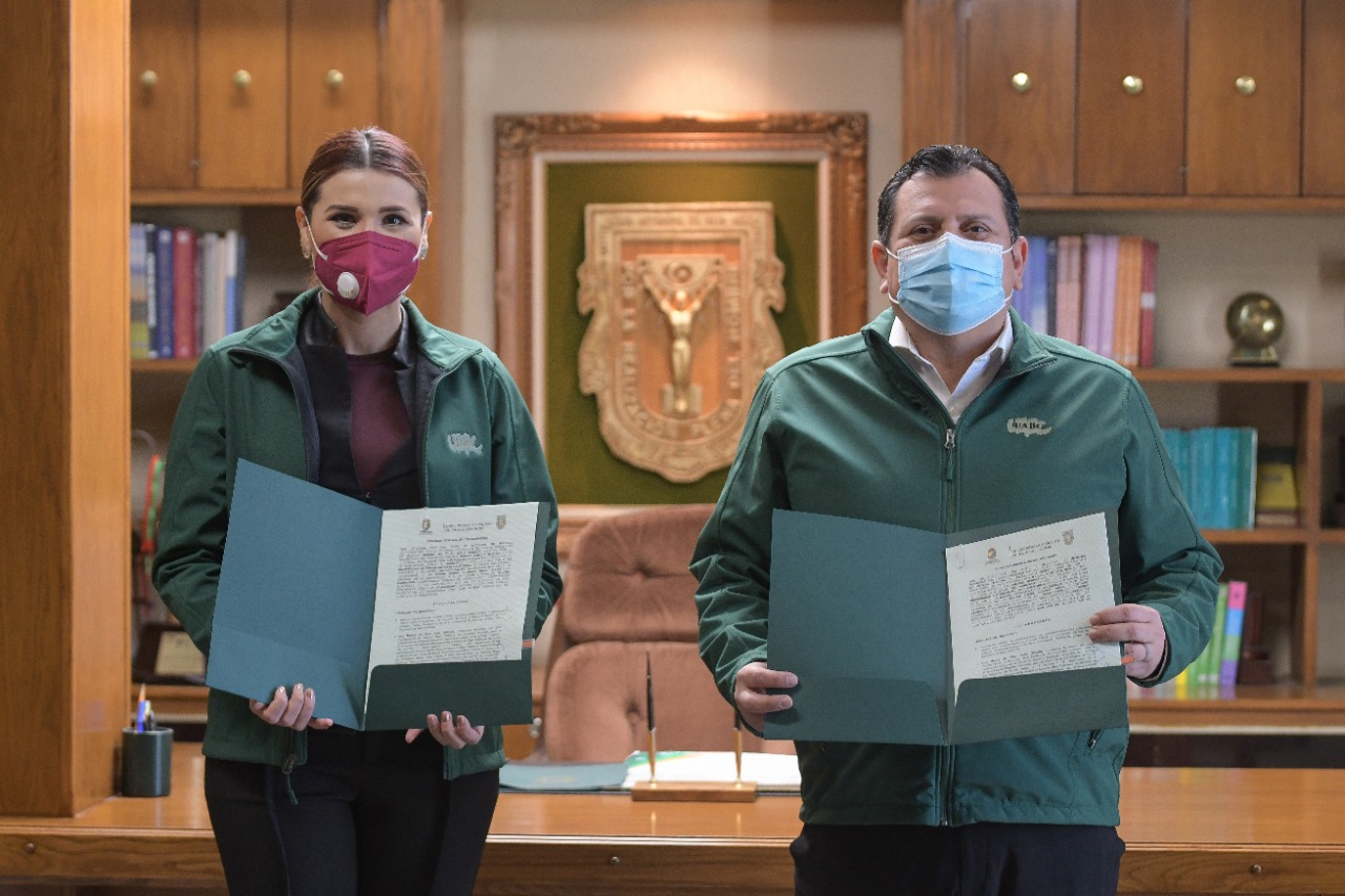 FIRMAN DE CONVENIO COLABORACIÓN GOBIERNO MUNICIPAL Y UABC