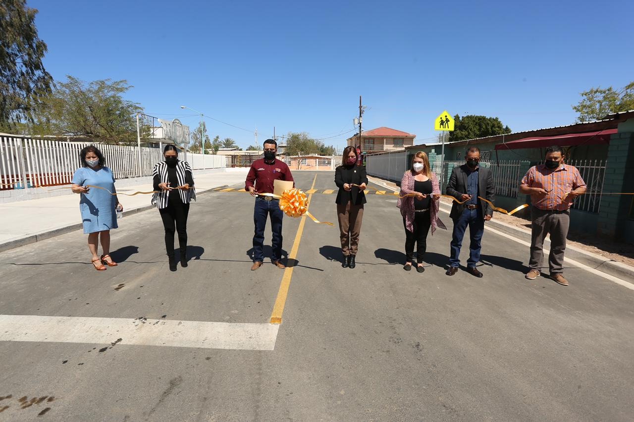 LA ALCALDESA LUPITA MORA INAUGURÓ OBRAS PAVIMENTACIÓN EN VIALIDADES DE GONZALEZ ORTEGA