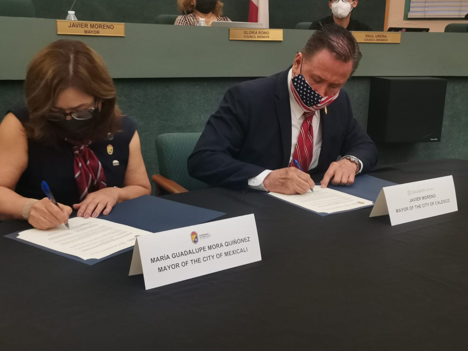 CONSOLIDAN LAZOS DE HERMANDAD LAS CIUDADES DE MEXICALI Y CALEXICO
